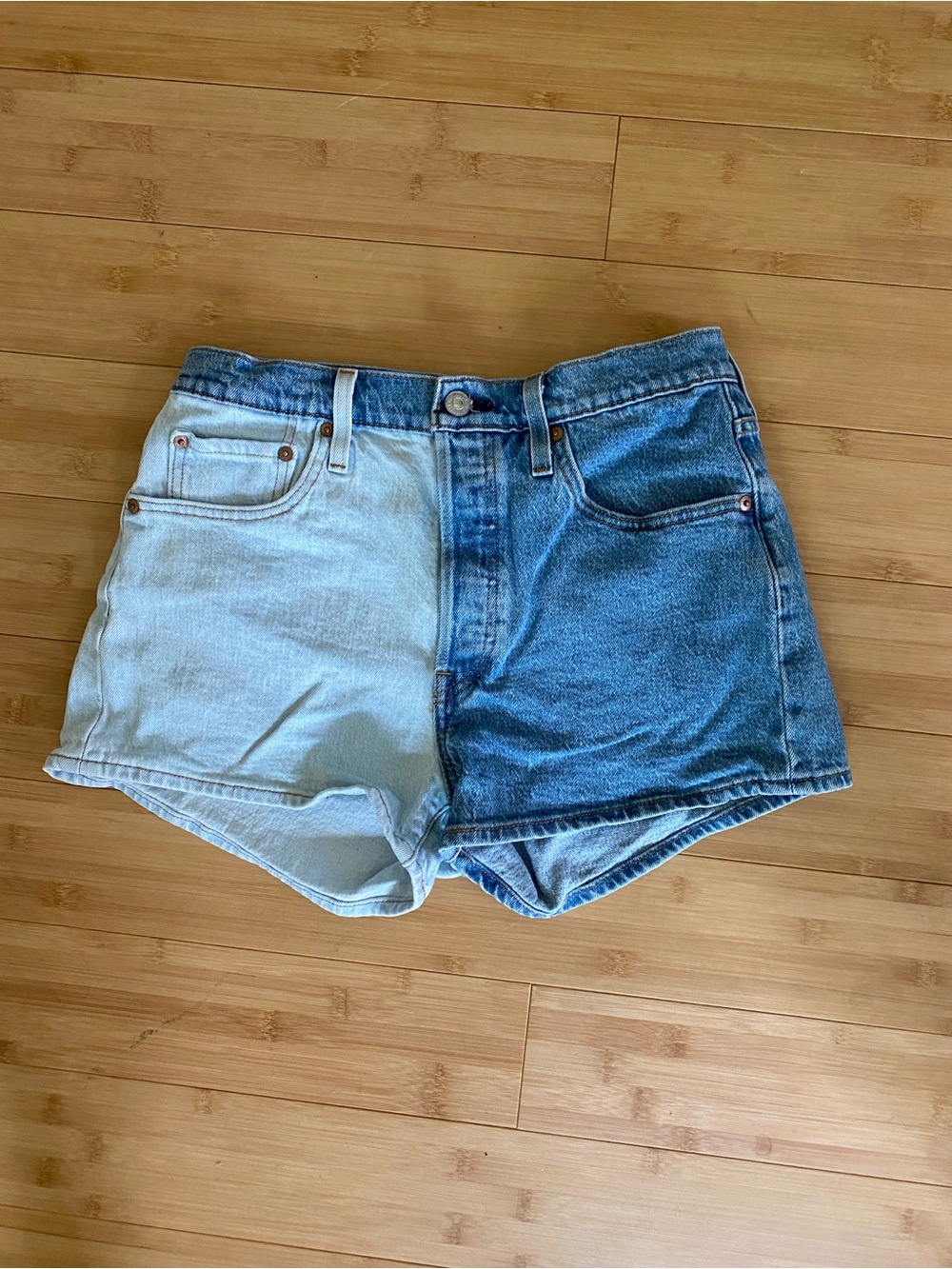 Two-Tone High-Waist Women’s Denim Shorts - Light & Dark Blue